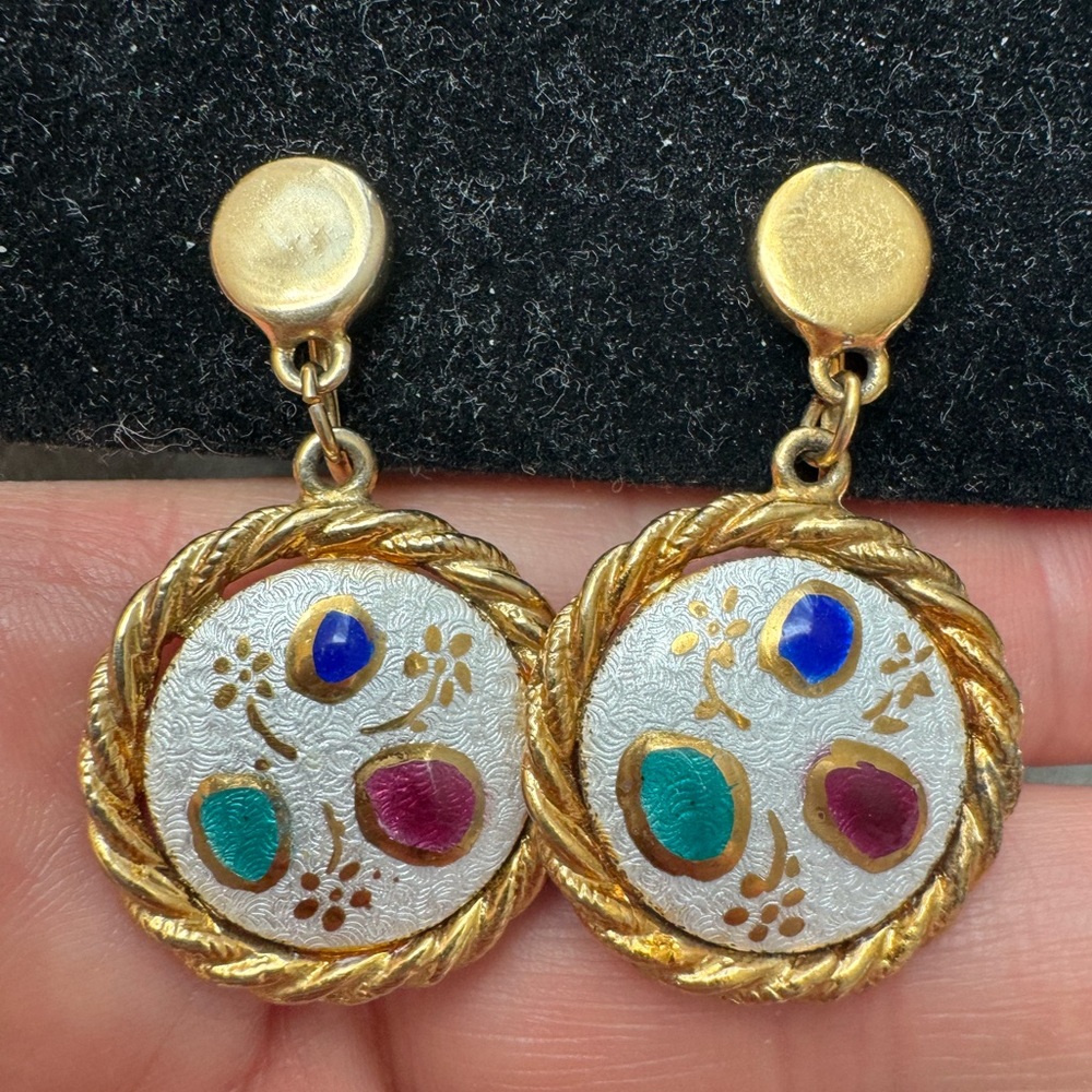 Vintage clip on earrings